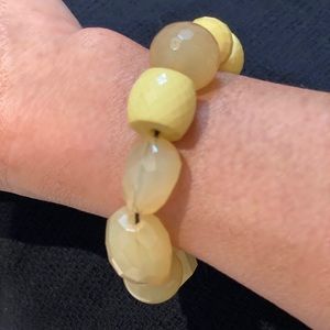 Large Yellow Bead Stretch Nracelet